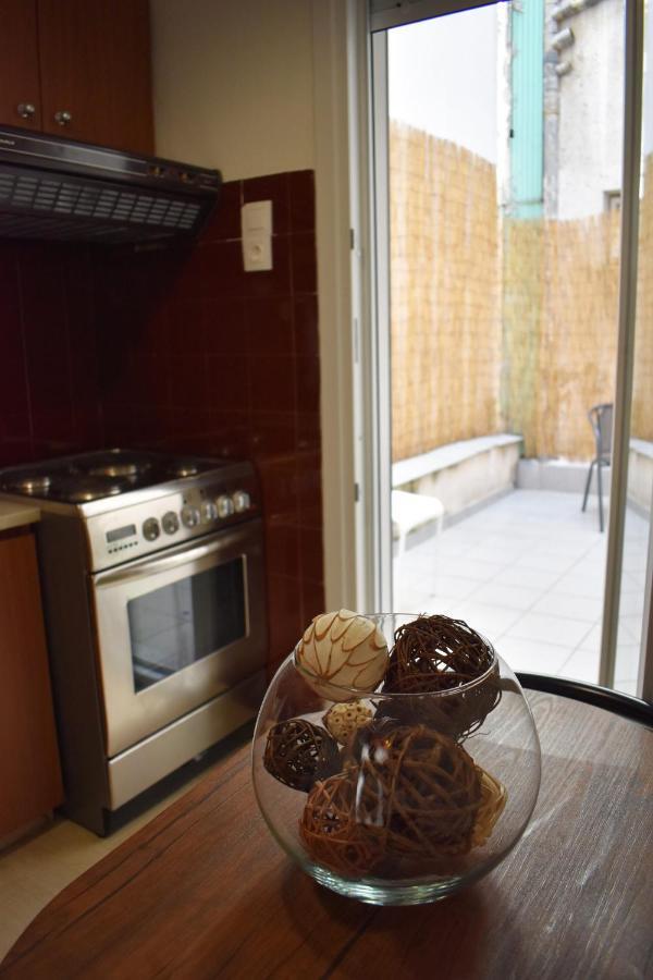 Olive - Happyhostgr - Downtown Apartment Волос Екстериор снимка