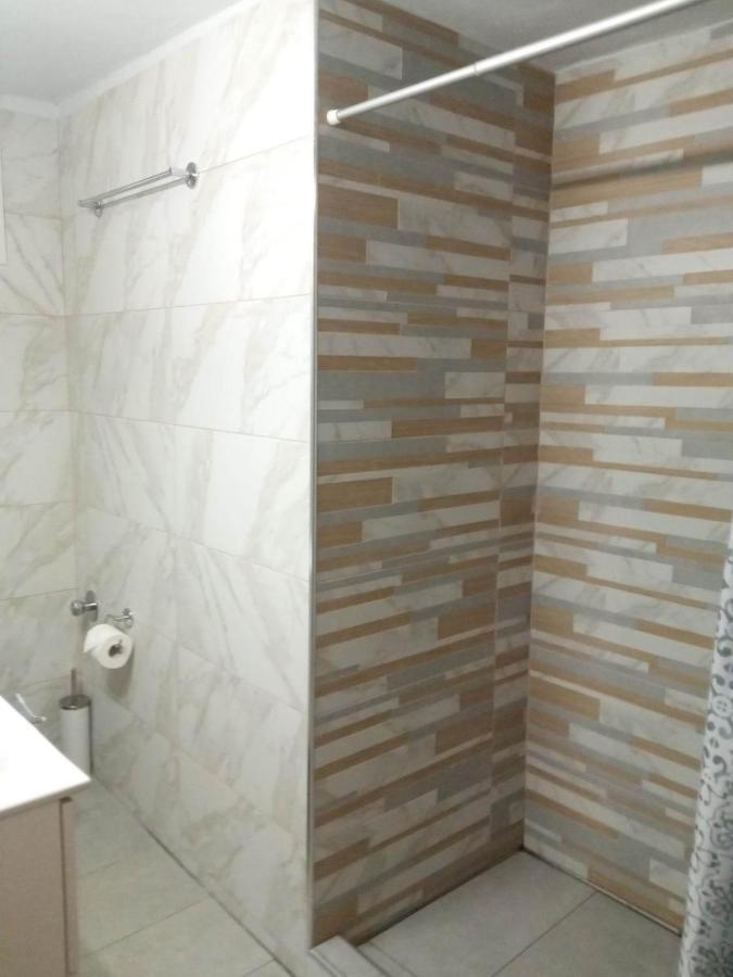 Olive - Happyhostgr - Downtown Apartment Волос Екстериор снимка